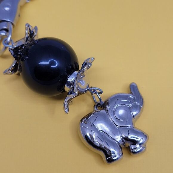 Elephant Necklace - Picture 5 of 7